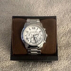Michael Kors Men's Silver Chronograph Watch
